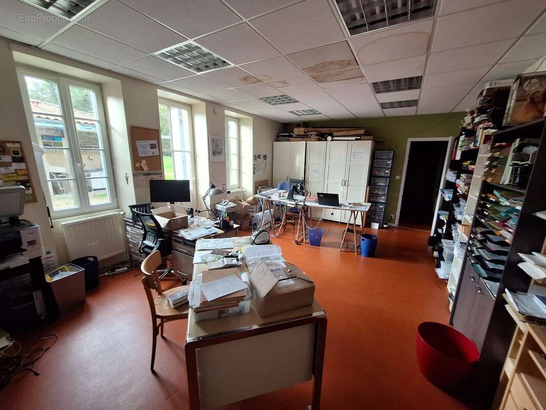 Maison à CHERVES-RICHEMONT