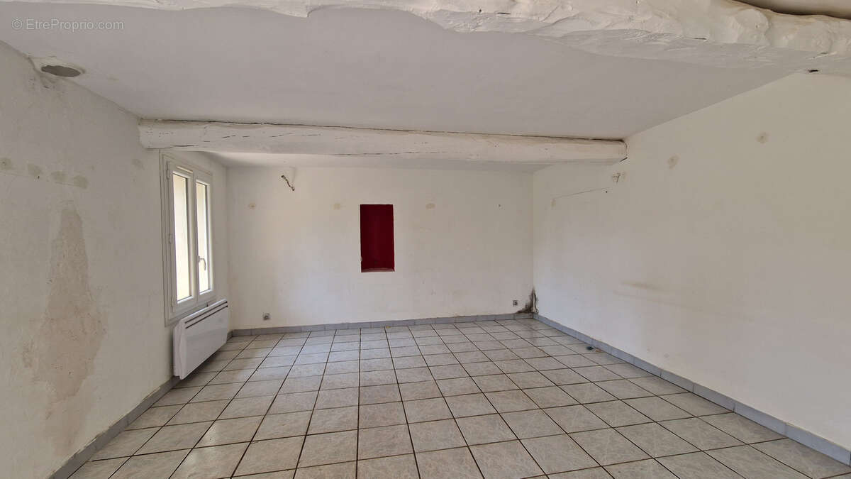Maison à LORGUES