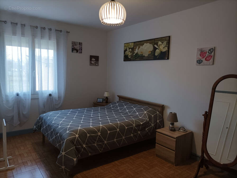 Maison à CONDEZAYGUES