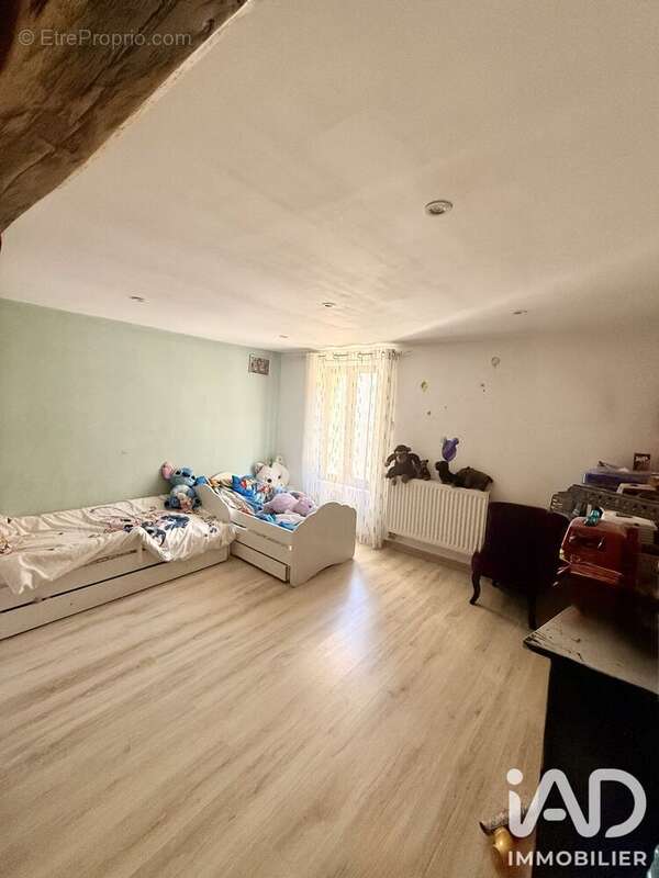 Maison 132 m² à Pavant  - photo 9