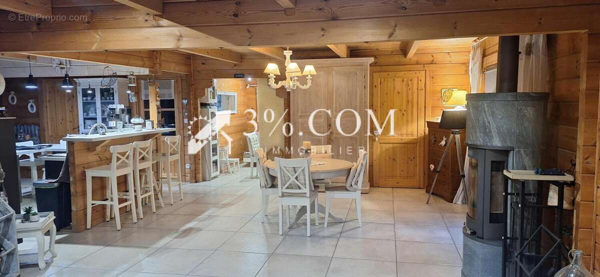 Maison à SAINT-GEORGES-LES-BAINS