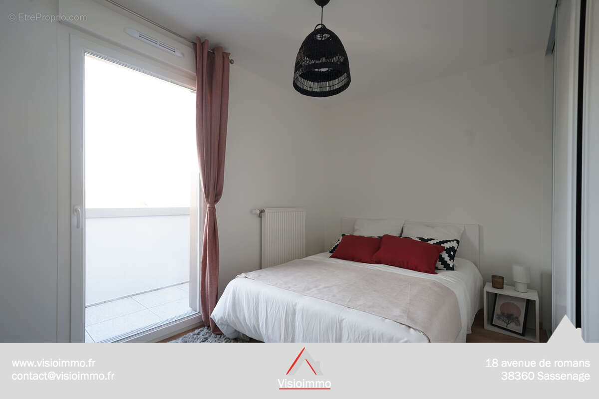 Appartement à SAINT-MARTIN-D'HERES