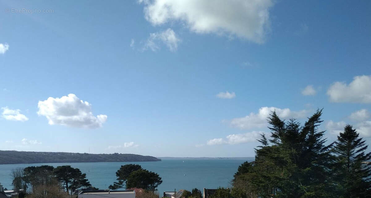 Maison à LE RELECQ-KERHUON