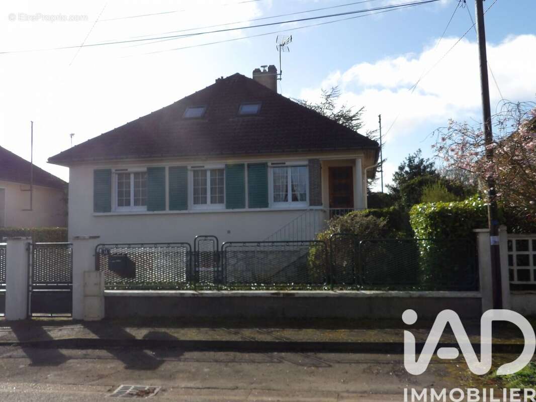 Photo 2 - Maison à DREUX