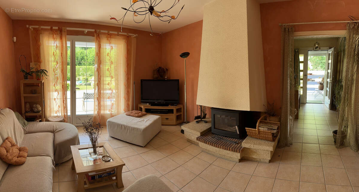 Villa 153 m2 à Espoey - photo 3