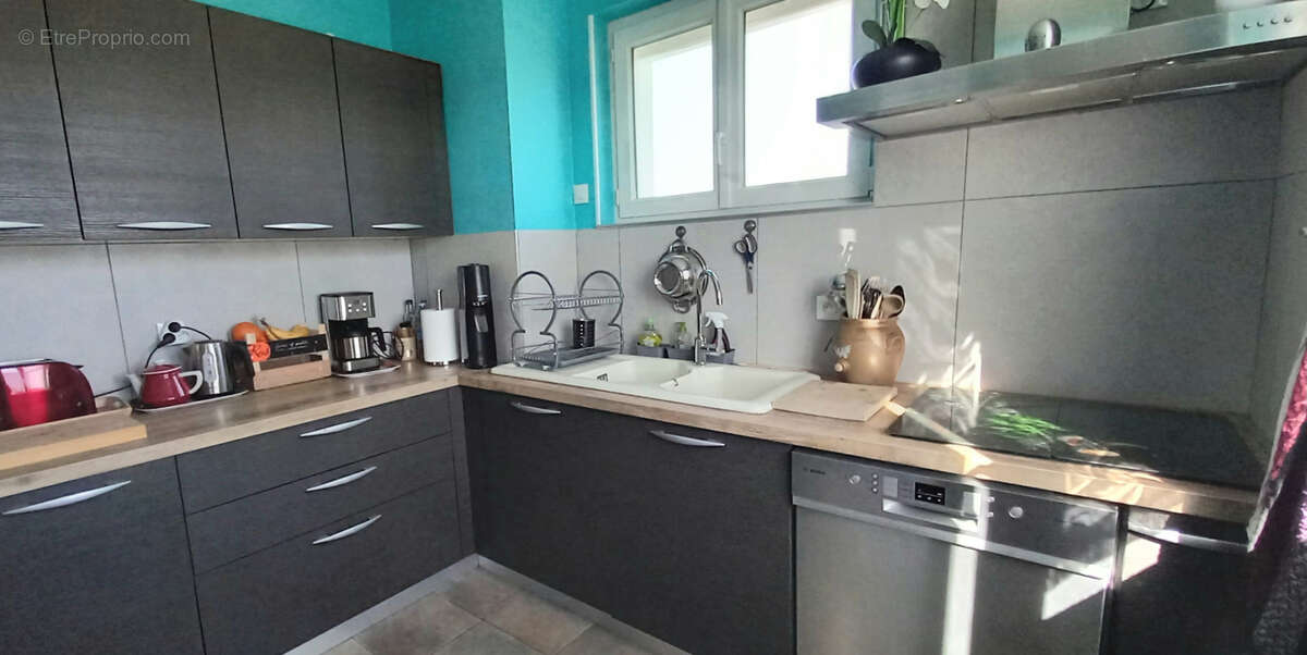 Maison à SAINT-ROMAIN-DE-JALIONAS