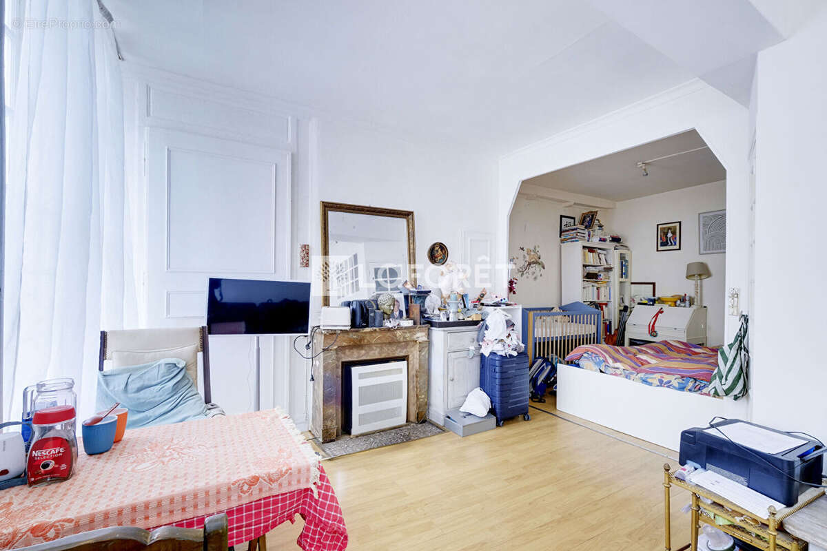 Appartement à PARIS-4E