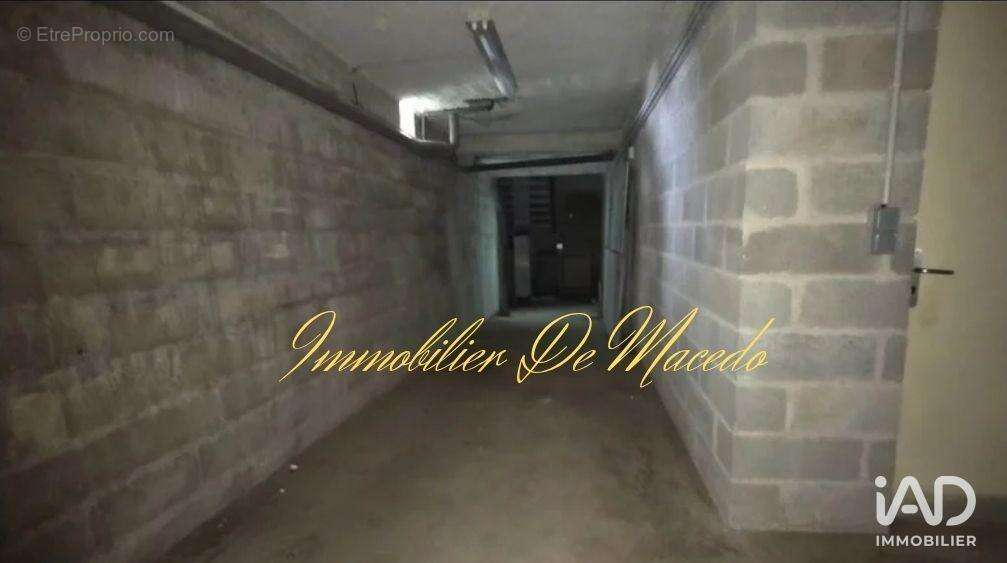 Photo 7 - Commerce à AMILLY