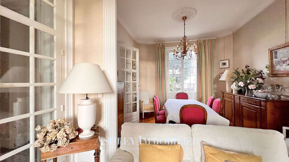 Maison à LA ROCHELLE