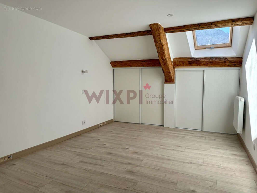 Appartement à SALINS-LES-THERMES