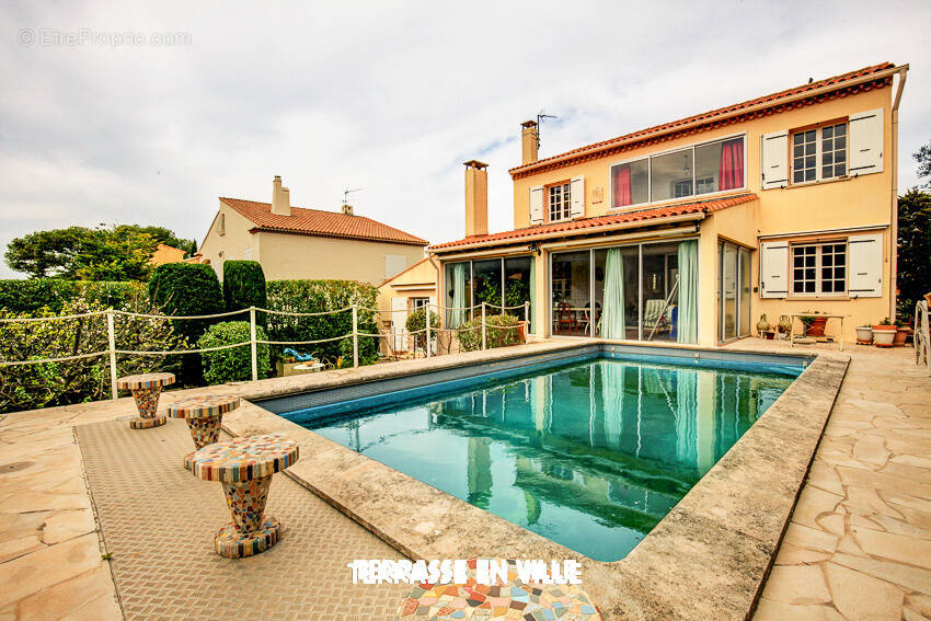 Maison à CARRY-LE-ROUET