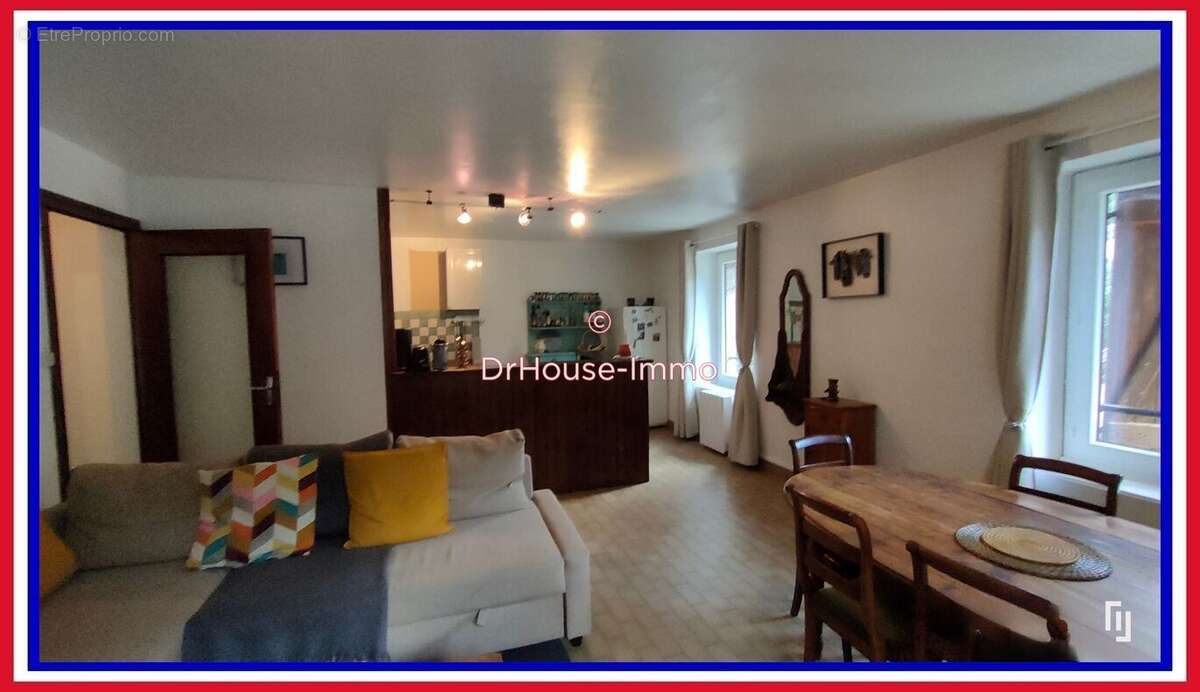 Appartement à RENCUREL