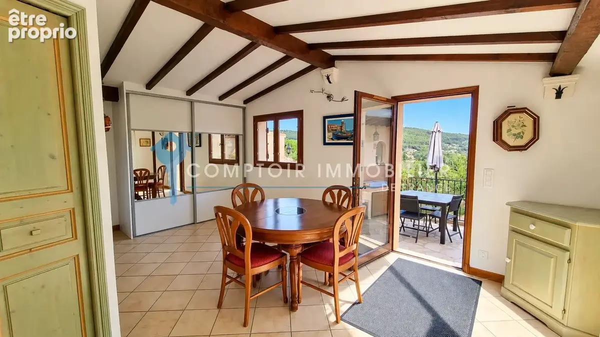 VAR (83) - À VENDRE - FLAYOSC - Villa 3 chambres avec vue dominante sur les collines de Flayosc - photo 4