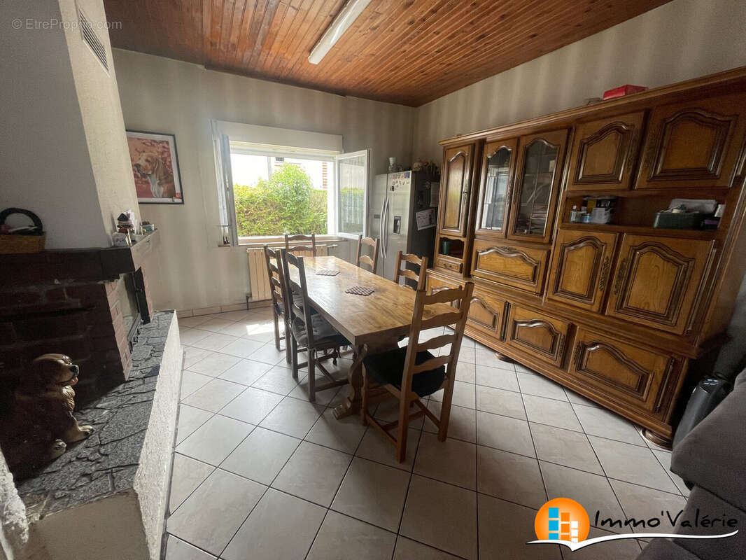 Maison à NOMEXY