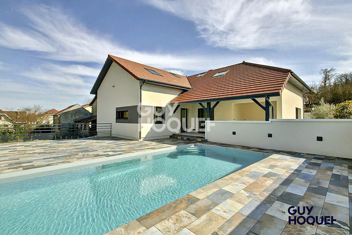 Maison à SAINT-AGNIN-SUR-BION