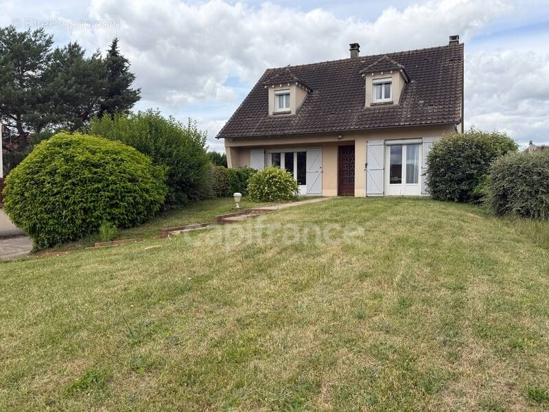 Maison à APPOIGNY