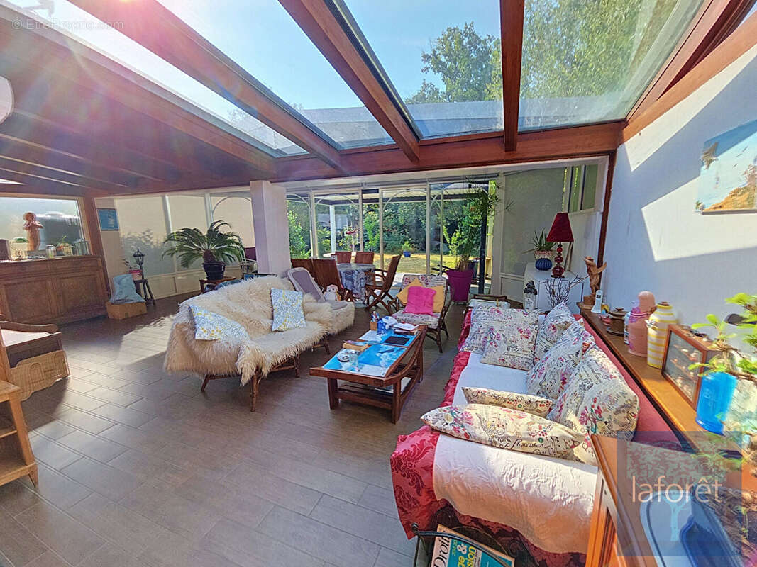 Maison Pessac 5 pièce(s) 127.5m2 - photo 2