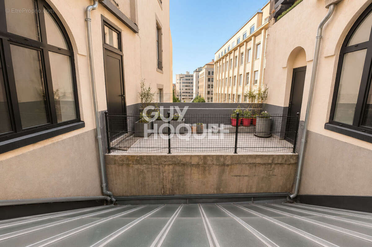Clermont-Ferrand - Ballainvilliers- Appartement de 146.55 m2 - photo 13