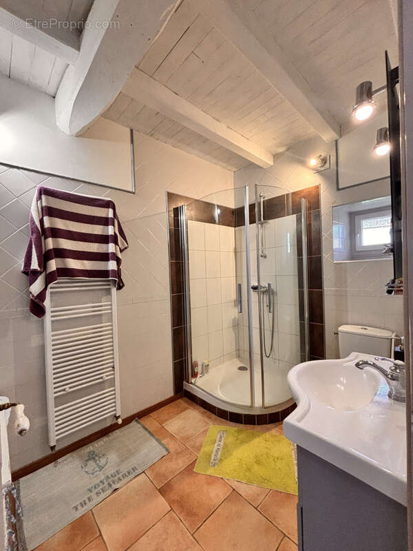 Maison à CORME-ROYAL