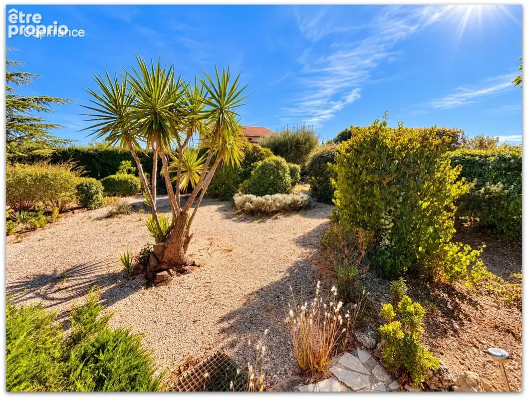 Grande villa familiale de 204 m² avec appartement indépendant, terrain piscinable de 2 178 m² et vue dégagée - Roujan (34320) - photo 13