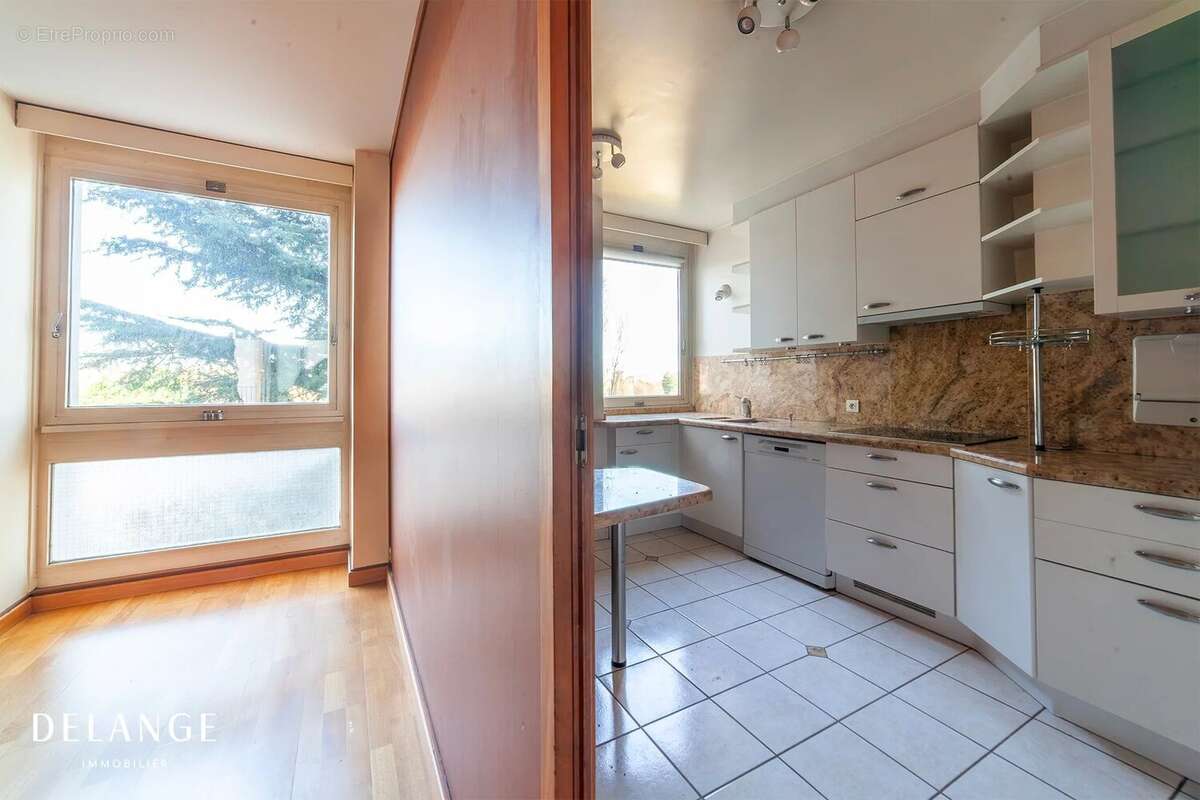 Appartement à IVRY-SUR-SEINE