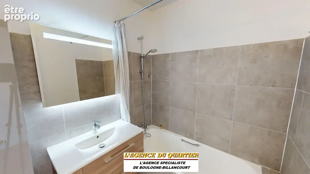 Quai Stalingrad 3/4 pièces 82 m² très lumineux balcon vue Seine - photo 10