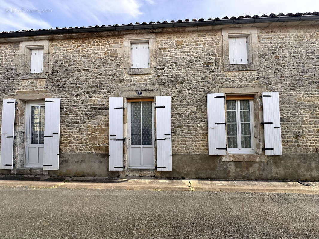 Photo 8 - Maison à COULONGES-SUR-L'AUTIZE