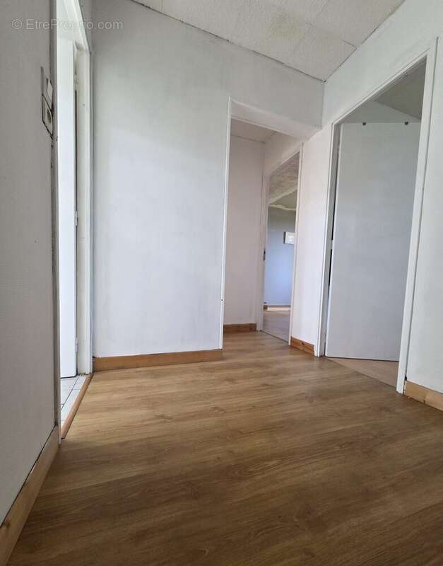 Maison 97 m² à Leval  - photo 6
