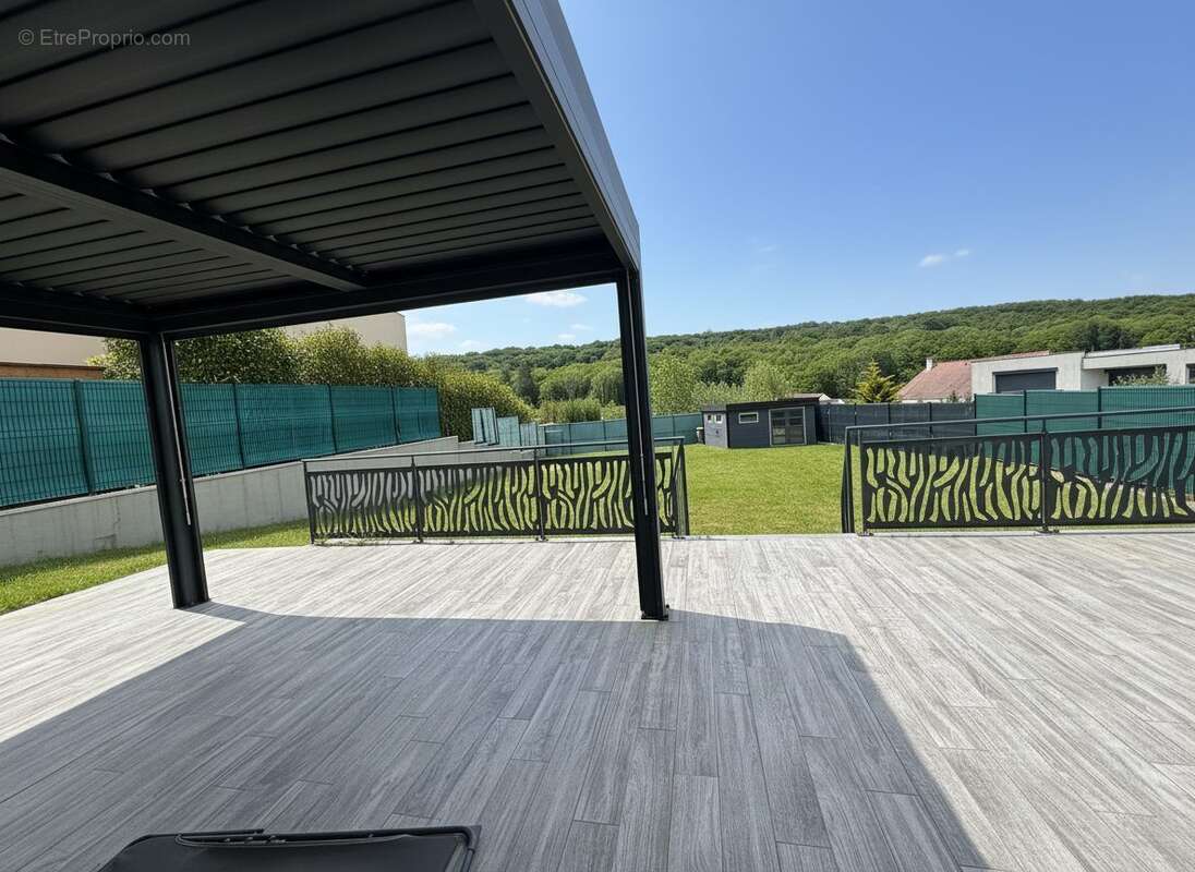 Maison 145 m² à Montlignon  - photo 8