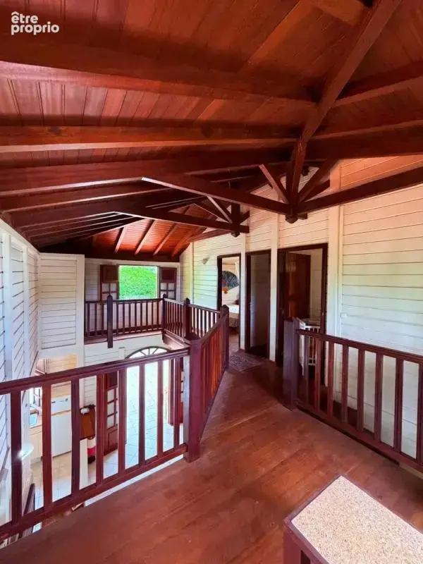 Maison créole en bois - photo 3