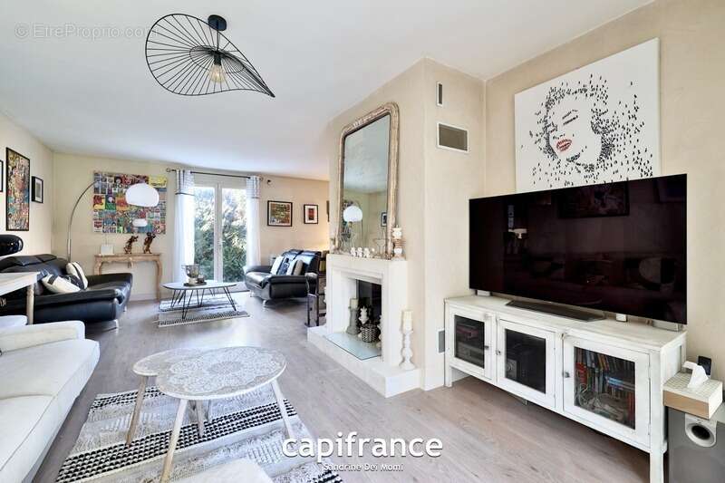 Maison à TASSIN-LA-DEMI-LUNE