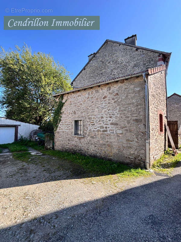 Maison à SAINT-DIZIER-LEYRENNE