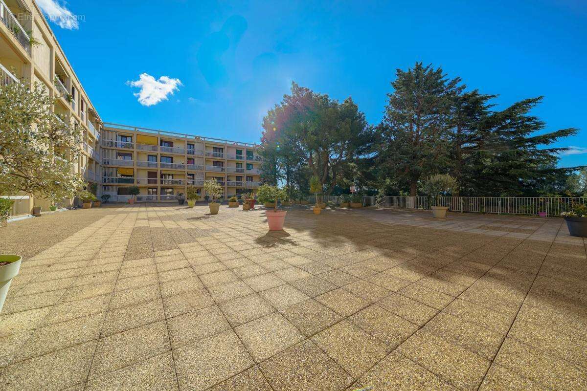 Appartement à MARSEILLE-15E