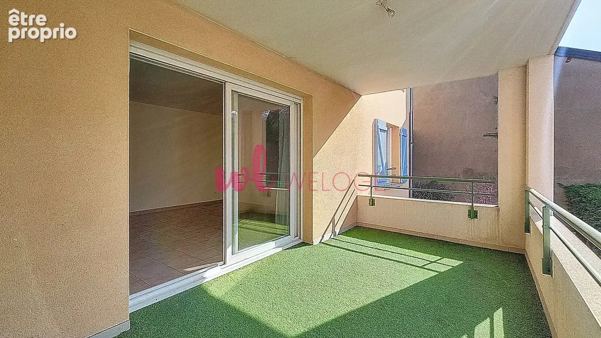 Vourles – Centre village - T4 3 chambres - 91m² environ avec terrasse - photo 1