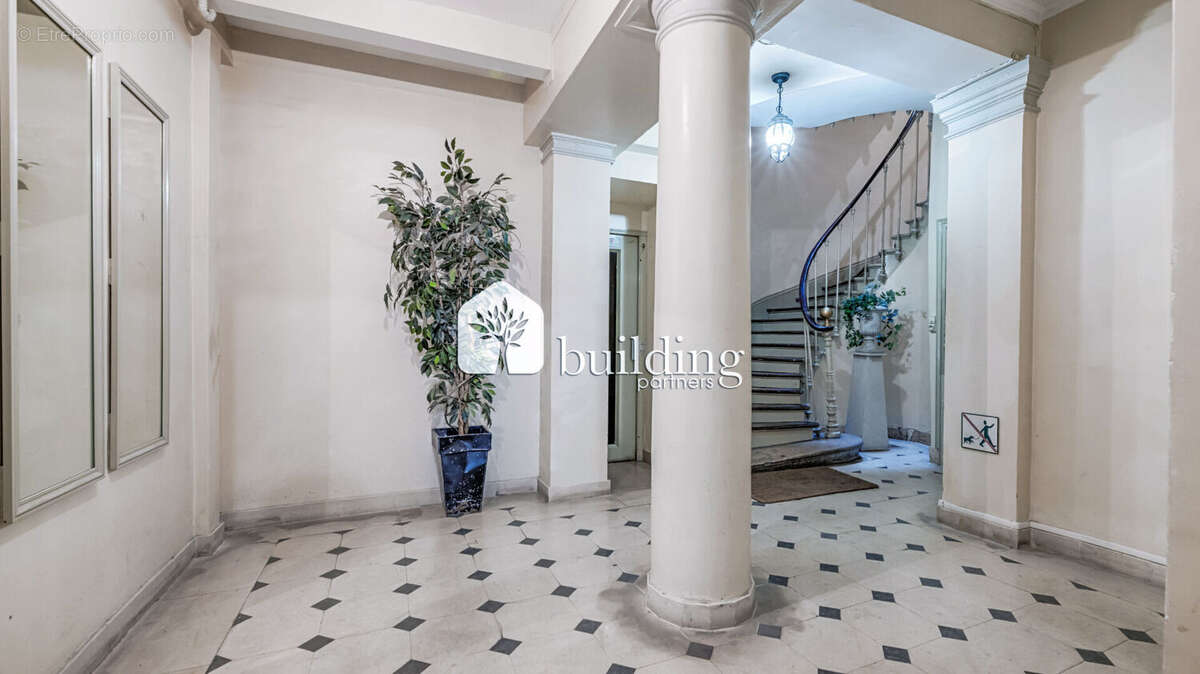 Appartement à PARIS-9E