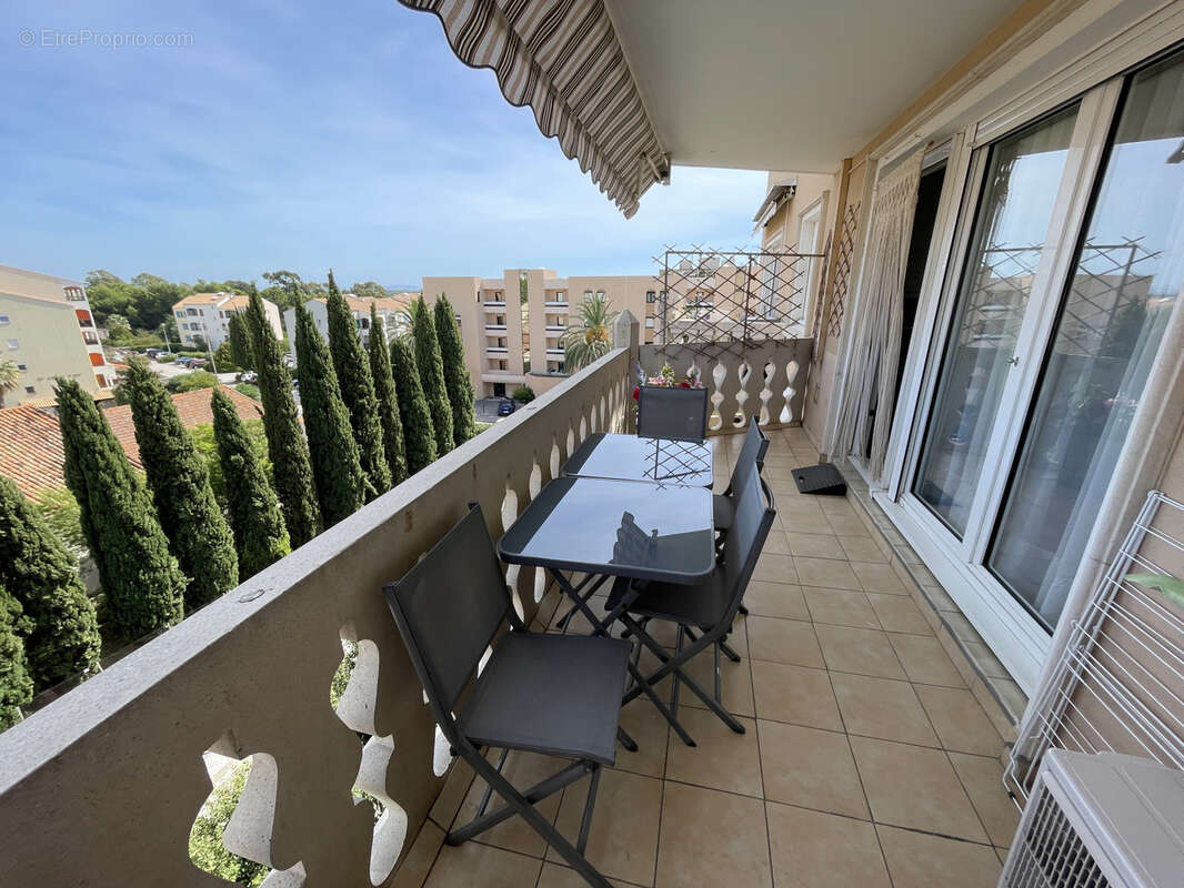 Appartement à HYERES