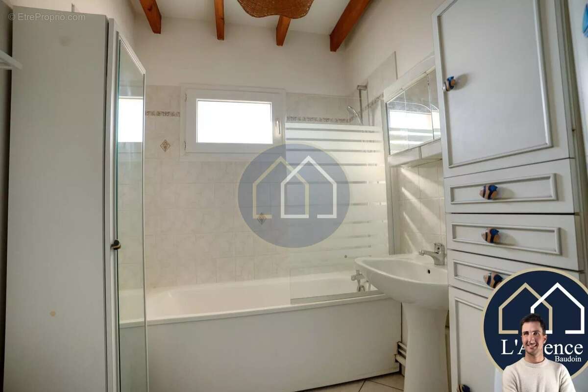 Appartement à EPERNON