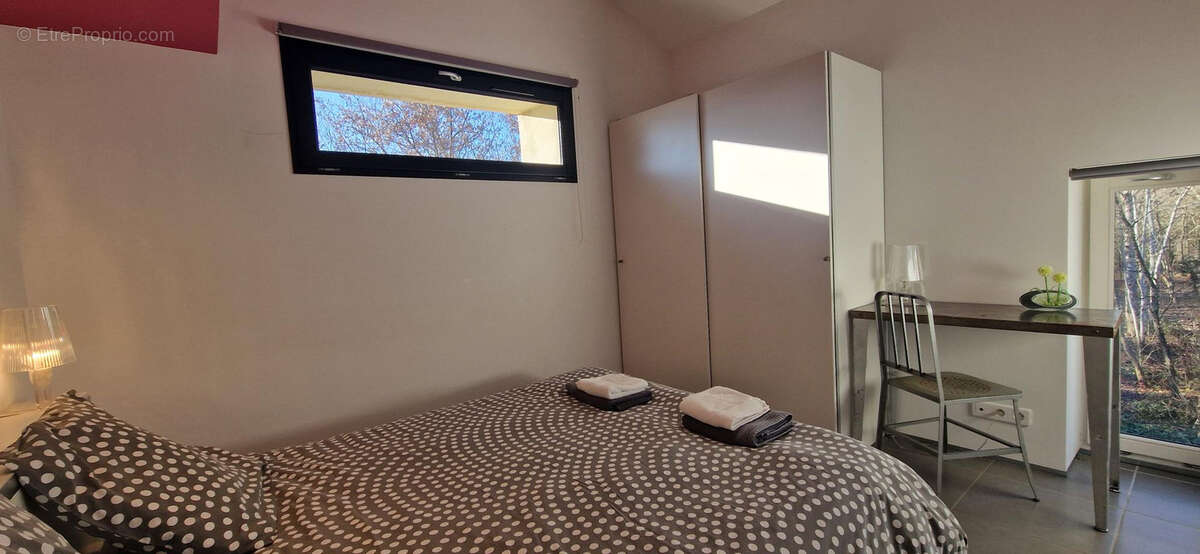 Maison à SUZE-LA-ROUSSE