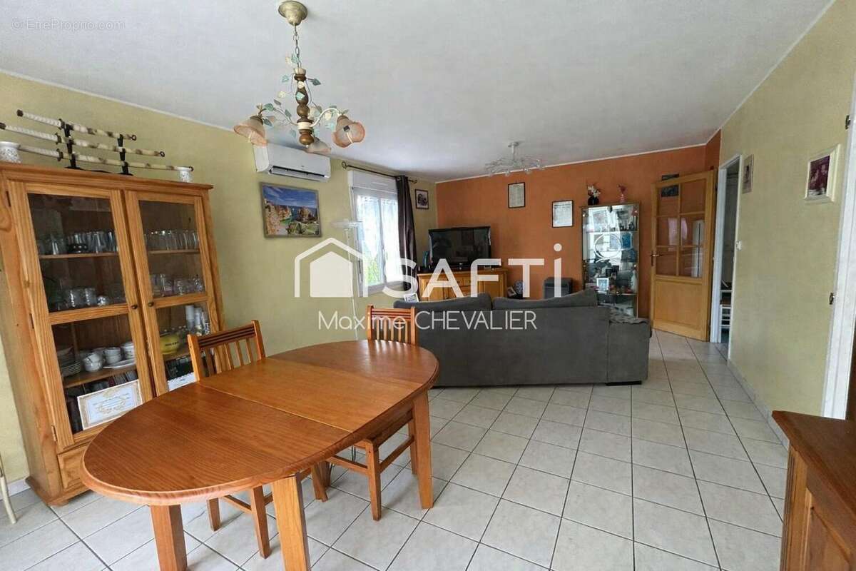 Maison 123 m² à Saint-Aout  - photo 4