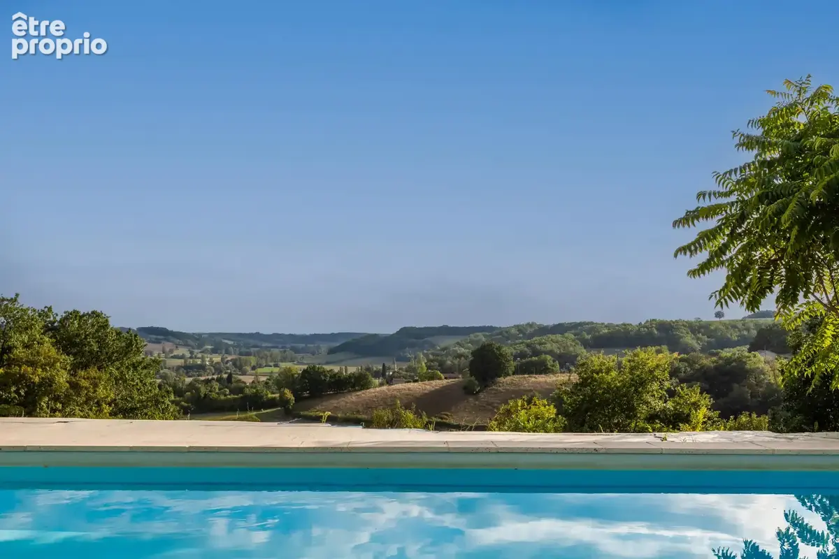 Propriété avec piscine, annexe pour invités, dépendances et vue panoramique - photo 33