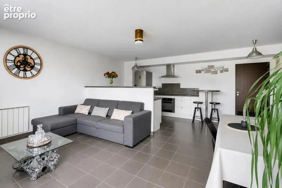 Appartement de 3 pièces de 67,30 m² à Vaulx-en-Velin - photo 5