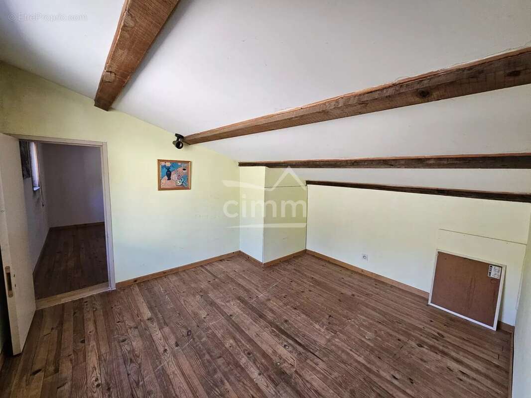 Maison T4 avec dépendance - photo 7