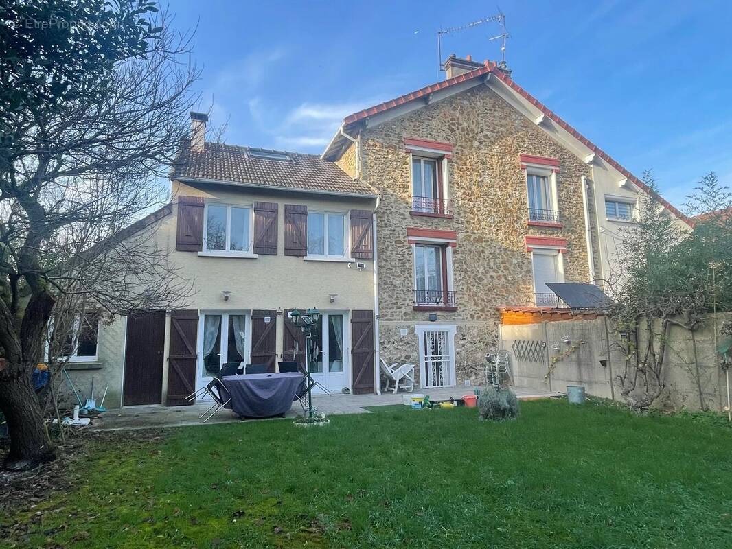 Maison à CHELLES