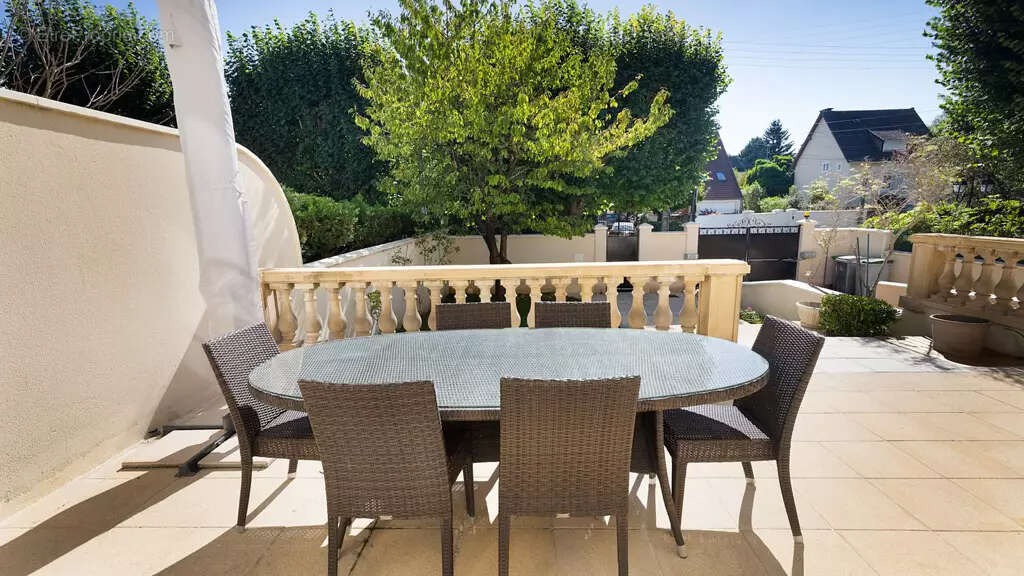 Maison à SAINT-BRICE-SOUS-FORET