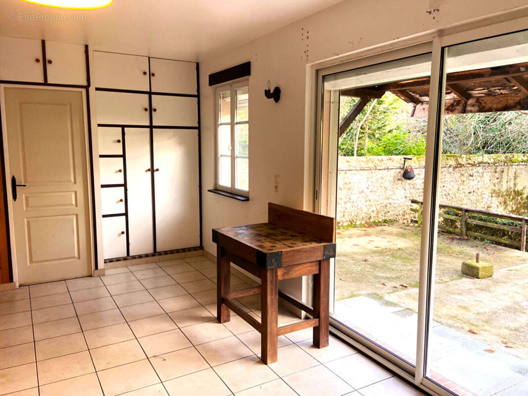 Maison à COURVILLE-SUR-EURE