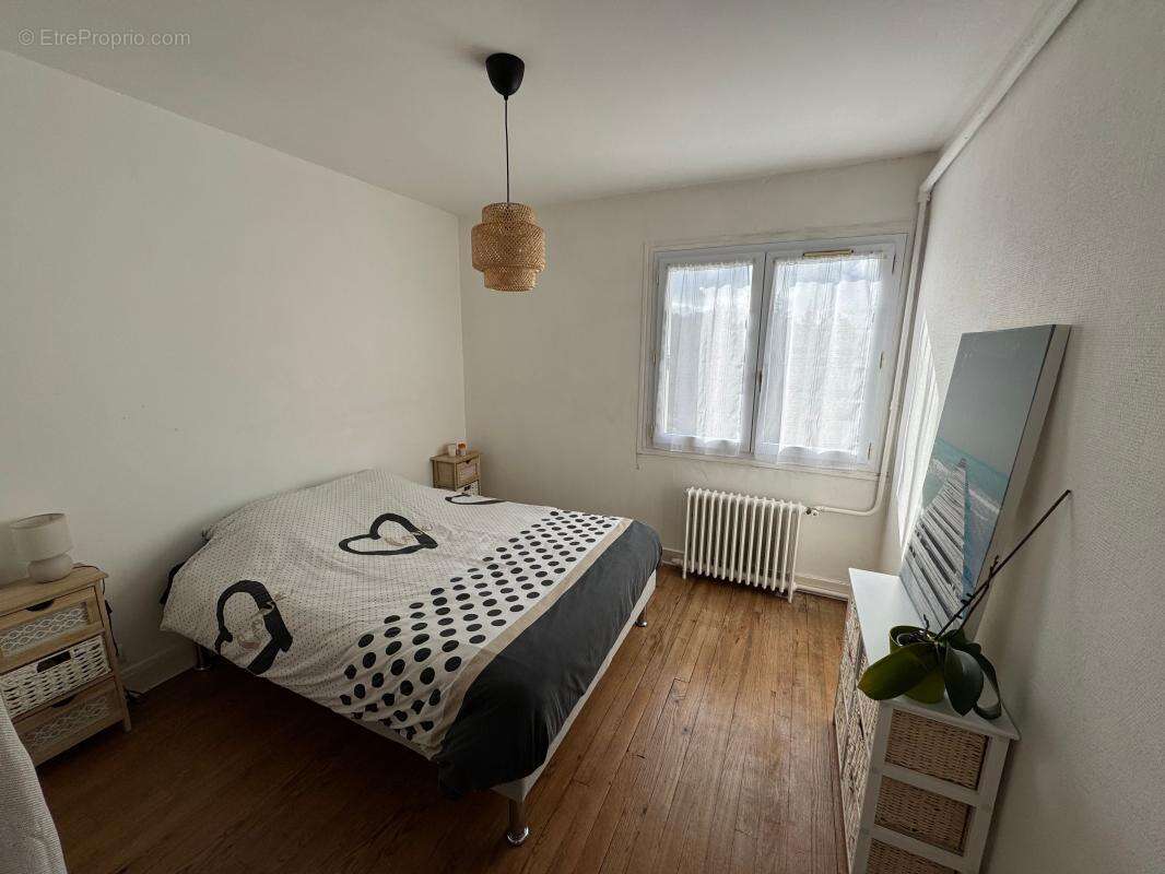 Appartement à SAINT-ASTIER