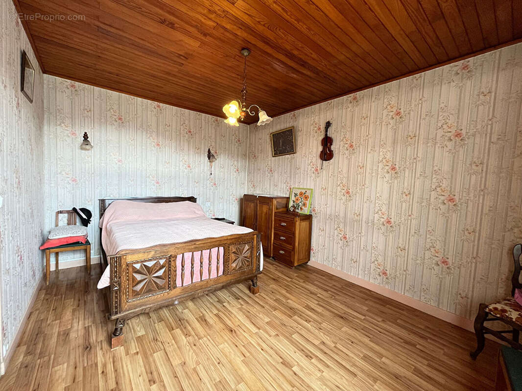 Maison à HAUTEVILLE-LOMPNES