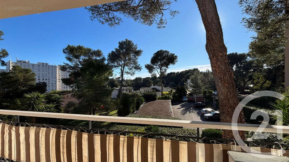Appartement à LE CANNET