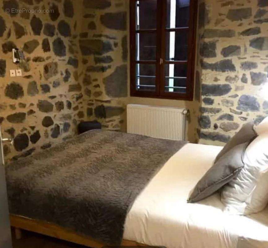 Commerce à LAGUIOLE