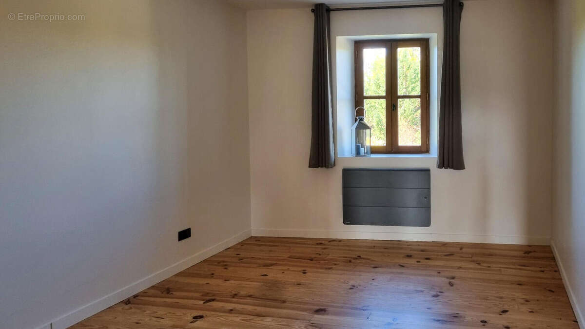 20251014151634 - Maison à MIREPOIX